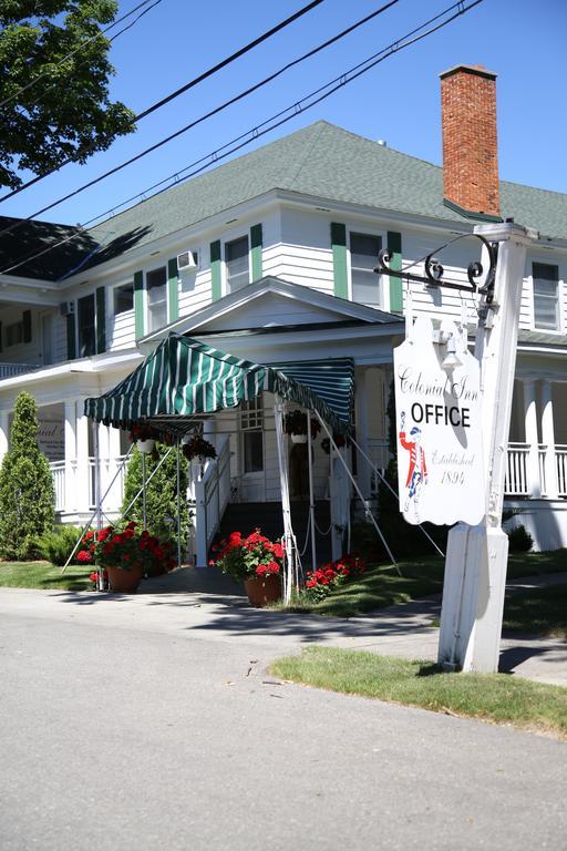 Colonial Inn Harbor Springs Exterior photo